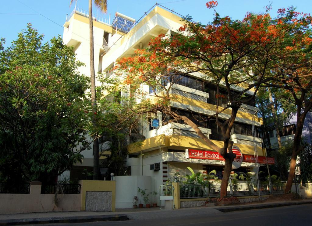 Hotel Raviraj Poona Buitenkant foto